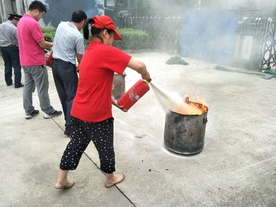 消防演习.jpg