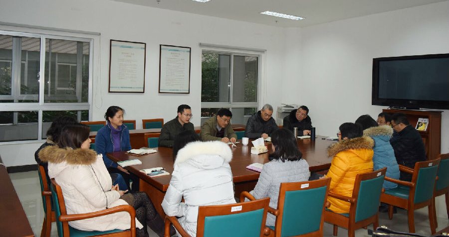 04104539yk9p.jpg